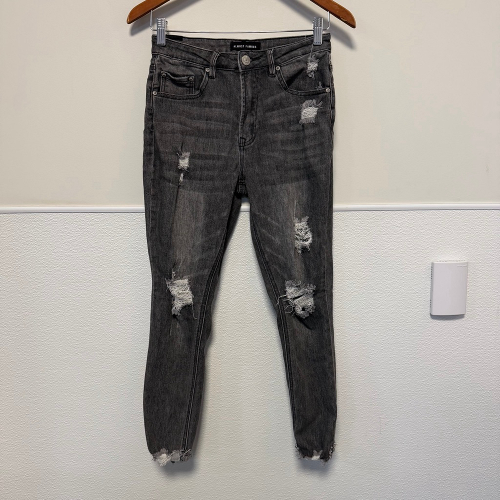 Juniors Almost Famous Skinny Jeans Size 3 Gray Distressed - Picture 7 of 13